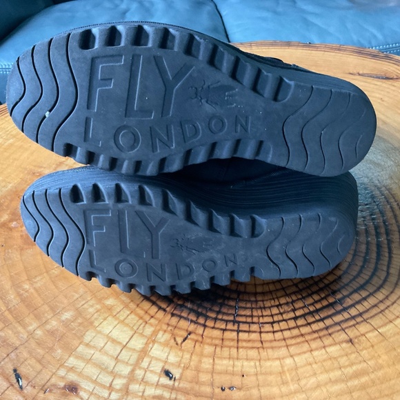 Fly London Yesi Platform Wedge Bootie Boots Lace Up Black - Picture 9 of 11